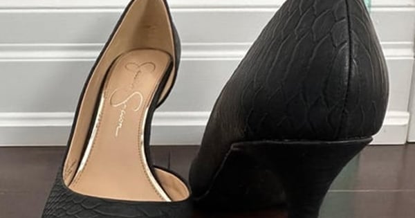Jessica Simpson Black Textured D'Orsay Heels