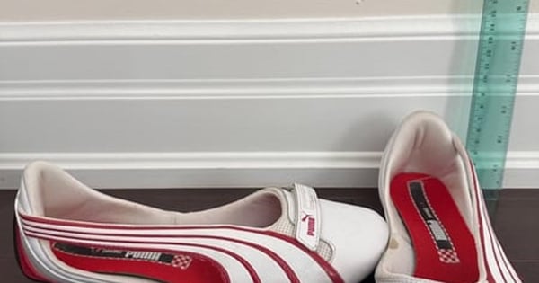 PUMA White & Red Slip-On Athletic Shoes